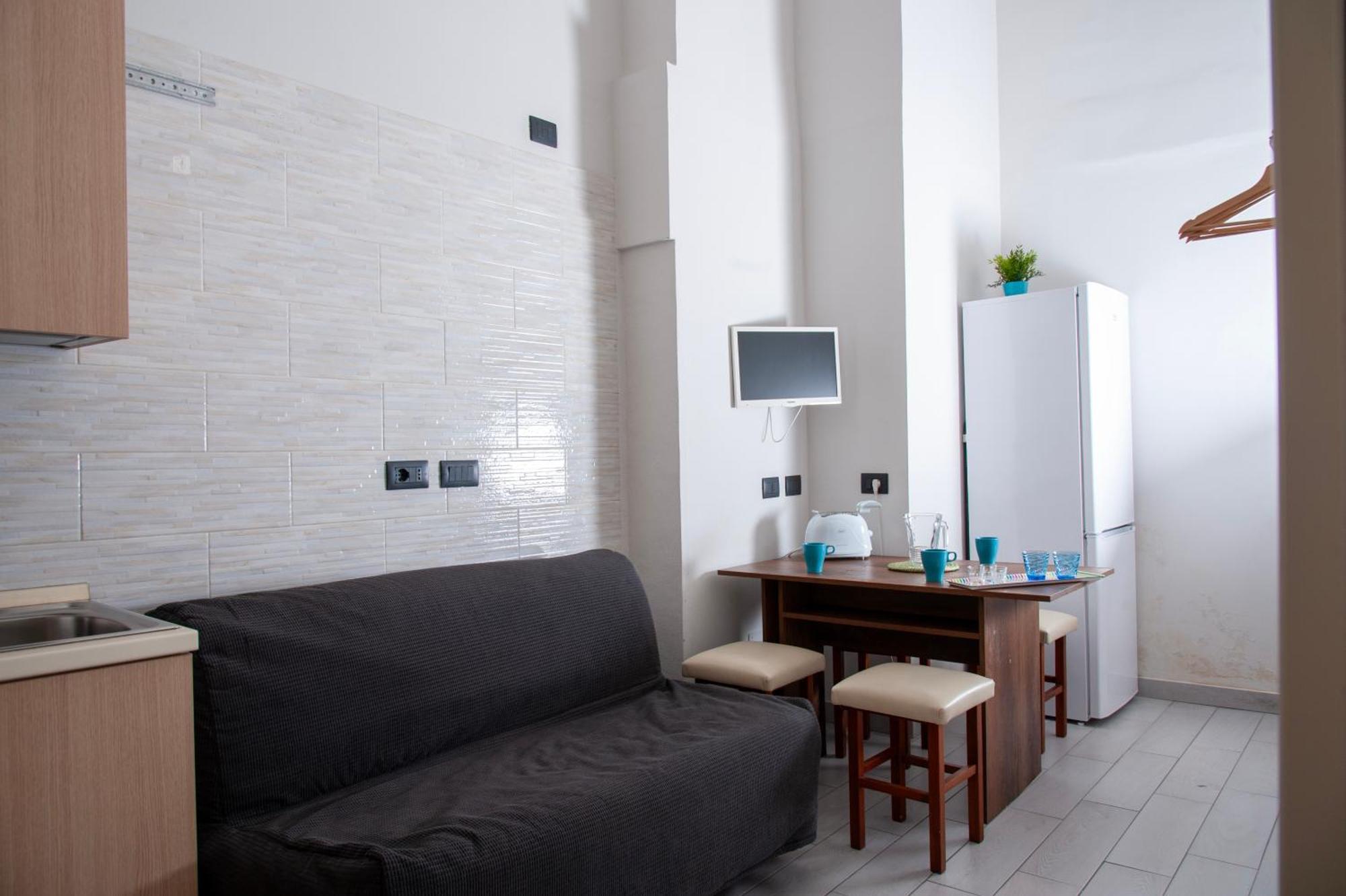 Apartamento Palazzo Carafa Della Spina Nápoles Exterior foto