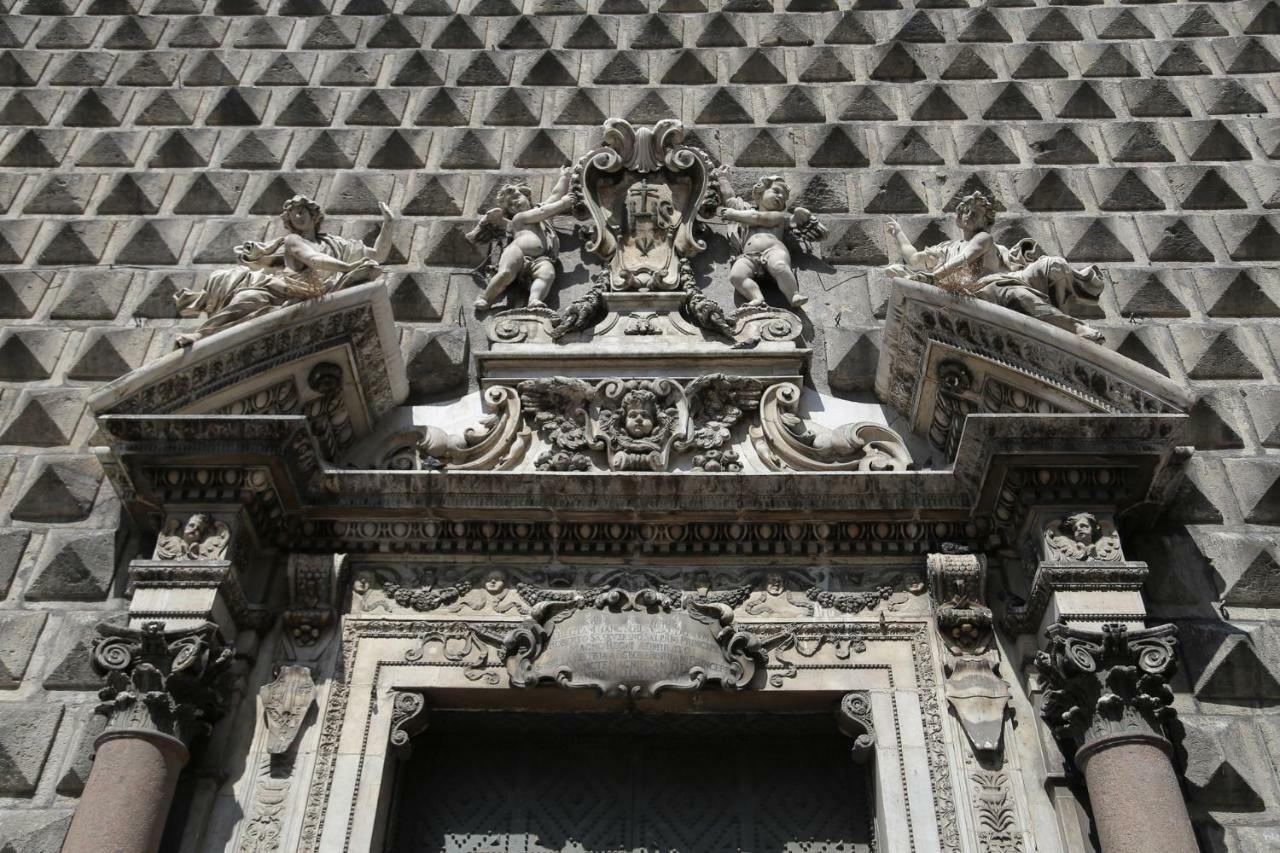 Apartamento Palazzo Carafa Della Spina Nápoles Exterior foto